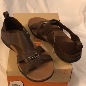 Brown Merrill Agave sandals